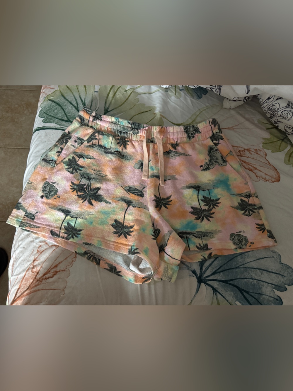 Old Navy Pastel Palm Print Athletic Shorts in Mint, Peach, Cream and Black